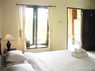 Tori Pensión Sanur
